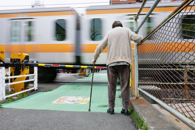 認知症の人も安心して外出できる社会とは